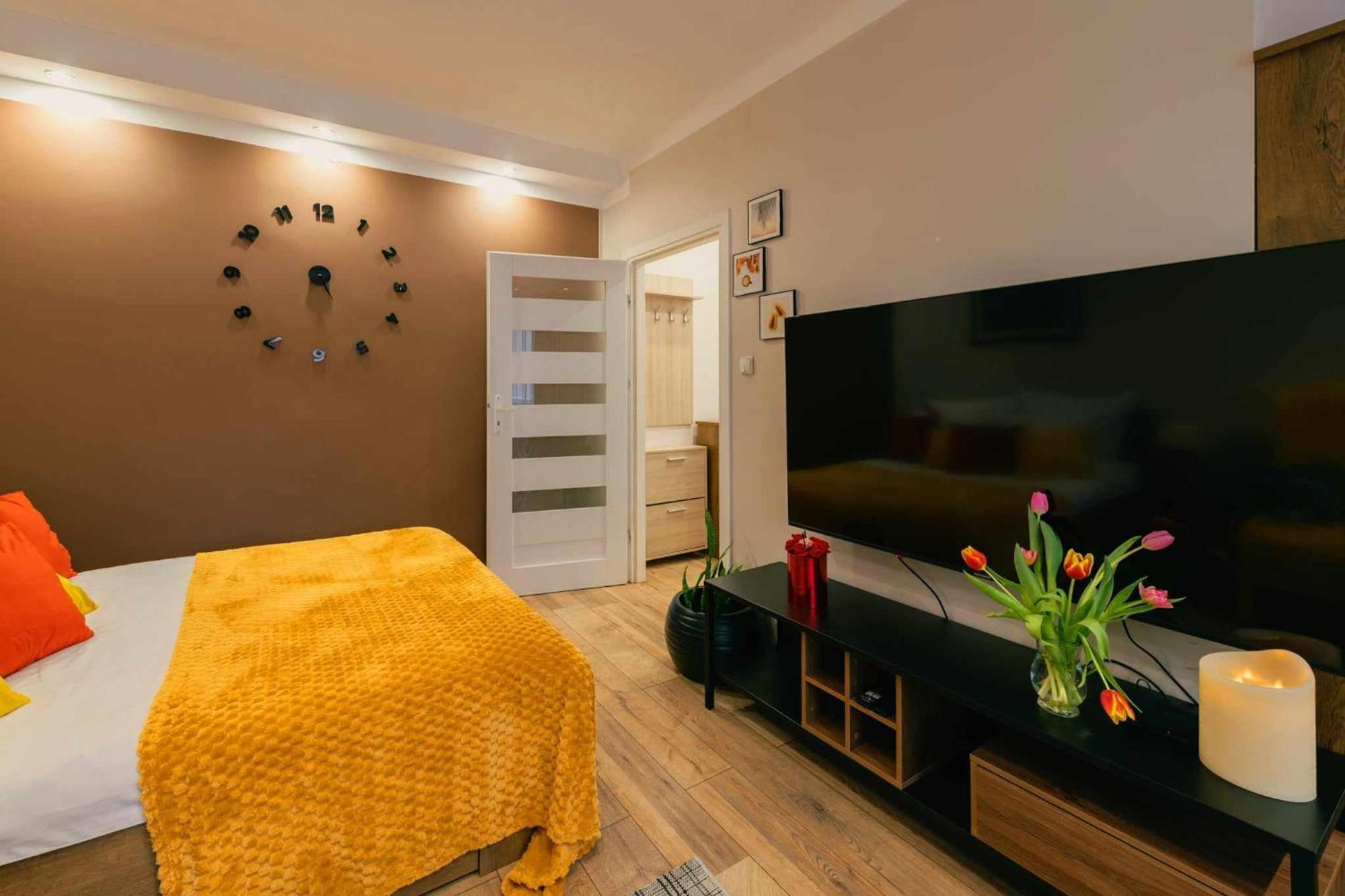 Apartament Pod 13 Bielsko-Biala Exterior foto