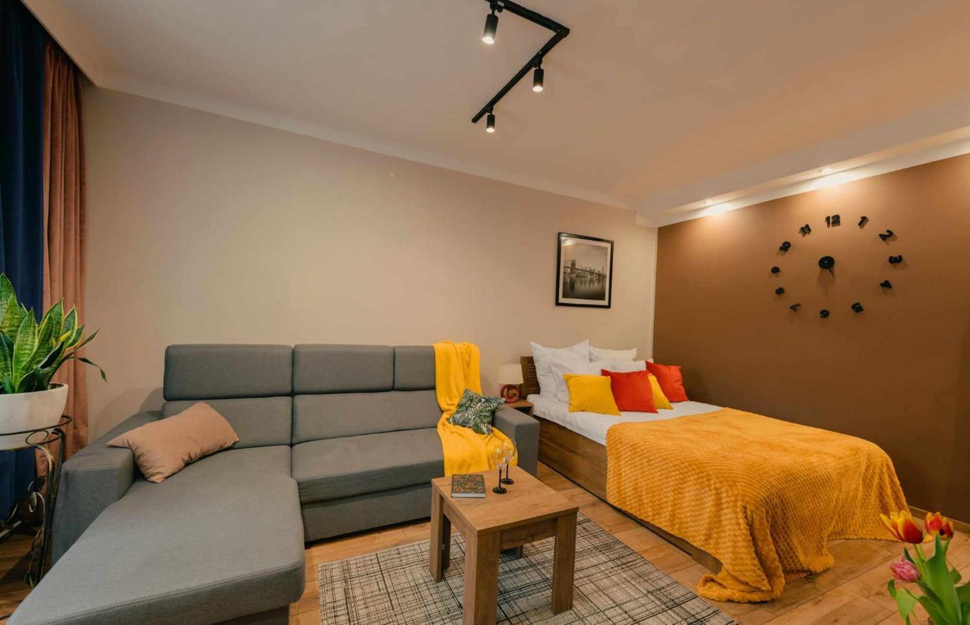 Apartament Pod 13 Bielsko-Biala Exterior foto